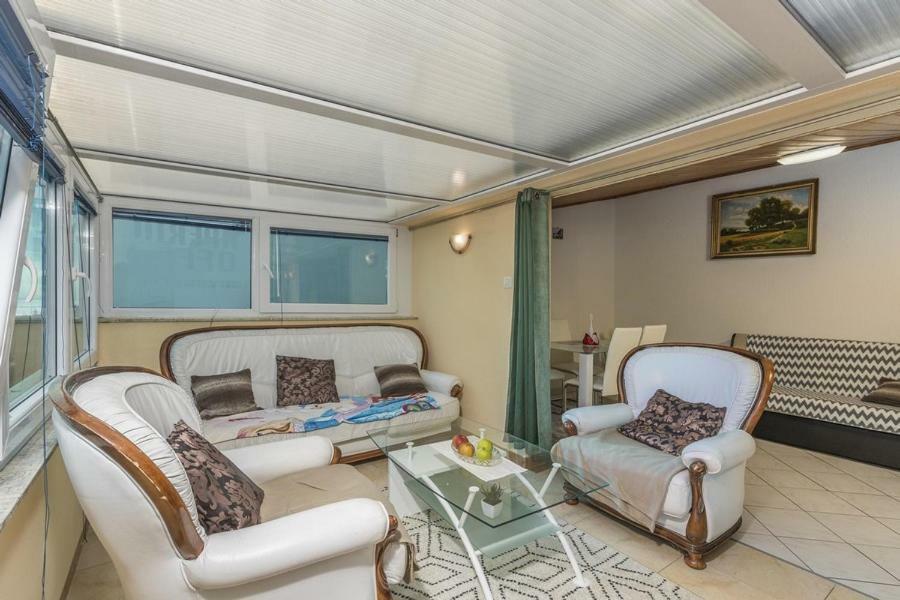 Apartment Lion Novigrad  Ngoại thất bức ảnh